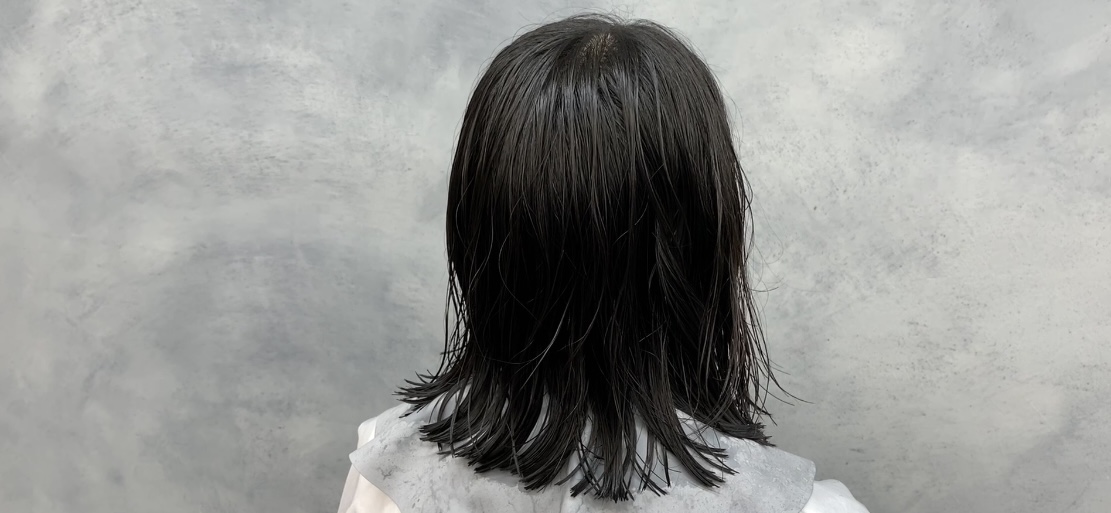 バリカンベースからの長めボブ