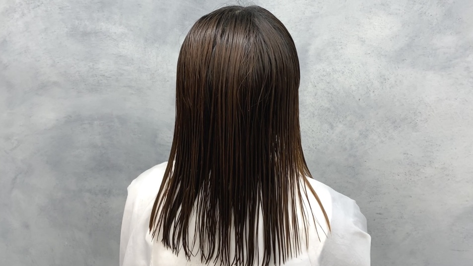 ワンレンからのレイヤーカット（ベース）